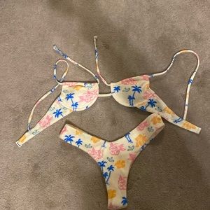 Aurelle bikini never worn